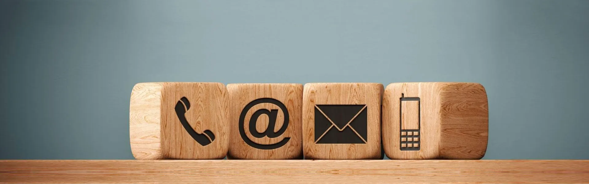 Bizimlə əlaqə saxlayın